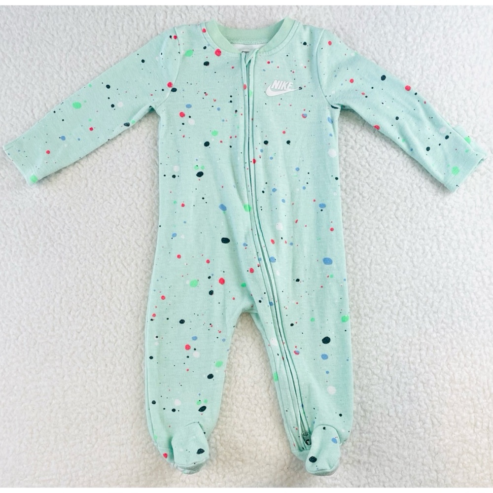 NIKE • Mint/Multi Dotted Sleeper Footie Pajamas, 6M - Picture 13 of 15